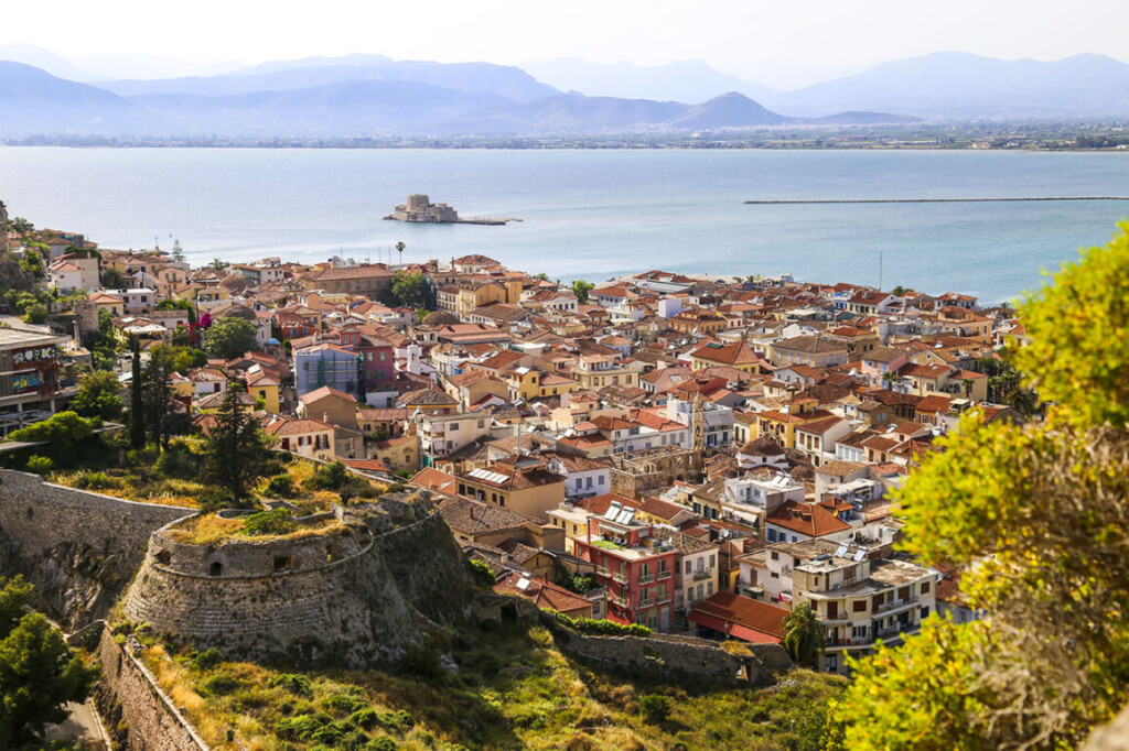 Ναύπλιο: Η διαχρονική ομορφιά της πρώτης πρωτεύουσας της Ελλάδας