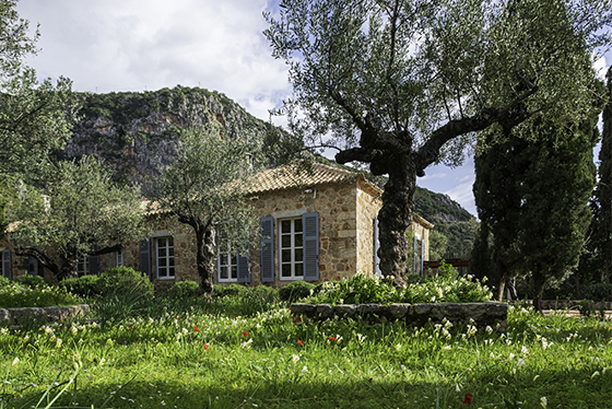 Το Μουσείο Μπενάκη ανακοινώνει νέες θέσεις Fellowships στην Οικία Leigh Fermor για το 2026–2027