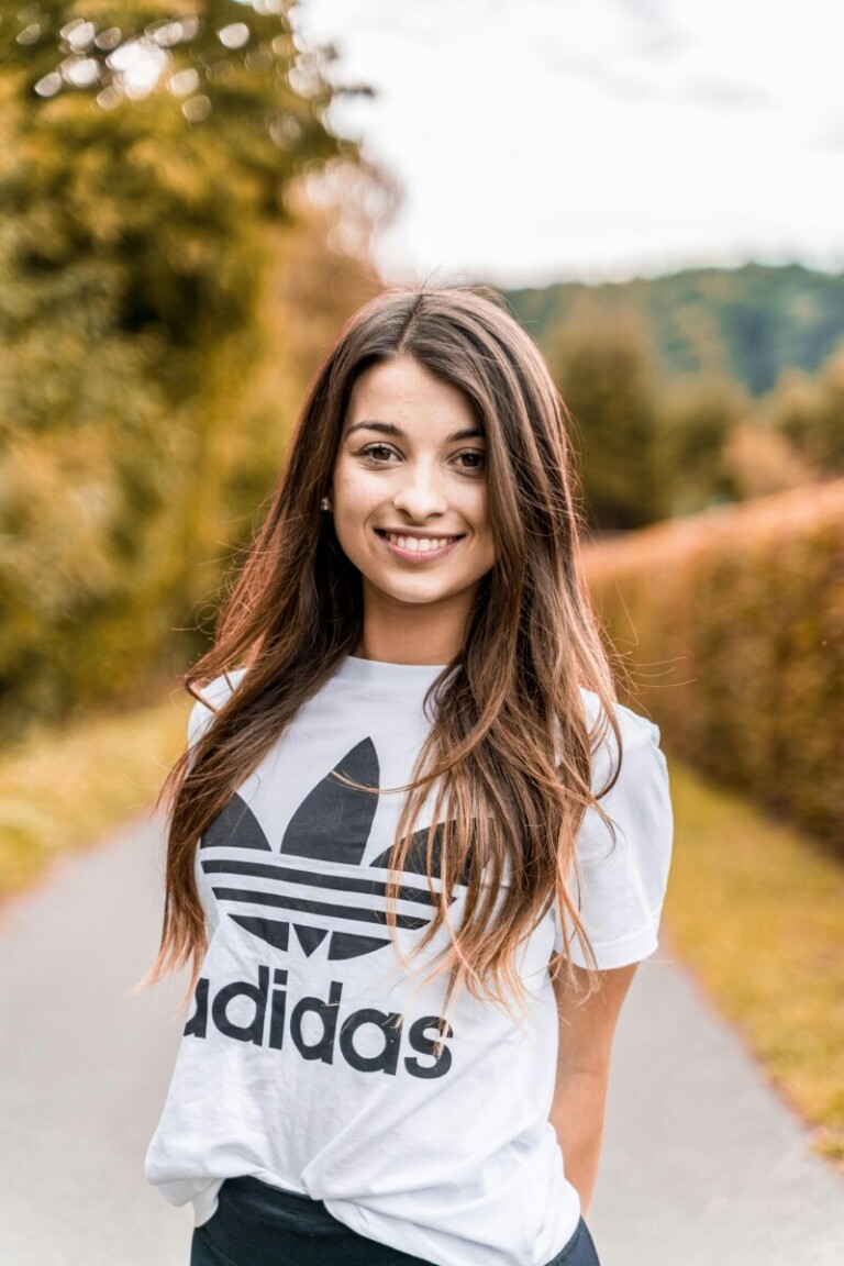 Adidas sneakers: Το must-have της σεζόν για γυναίκες