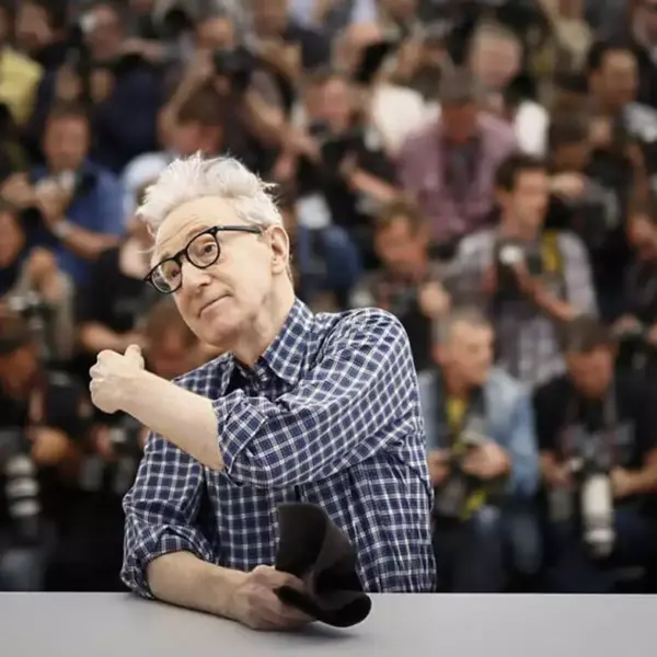 Γούντι Άλεν και Γαλλία: Ένας δεσμός που αντέχει στον χρόνο