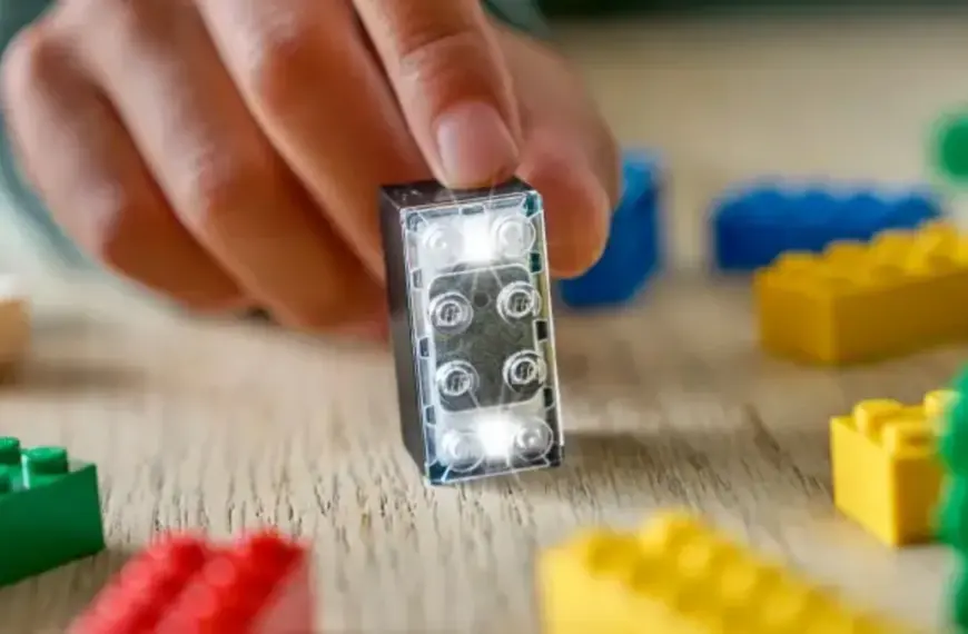 Η νέα εποχή των Lego Smart Bricks με ήχο και φωτεινά εφέ