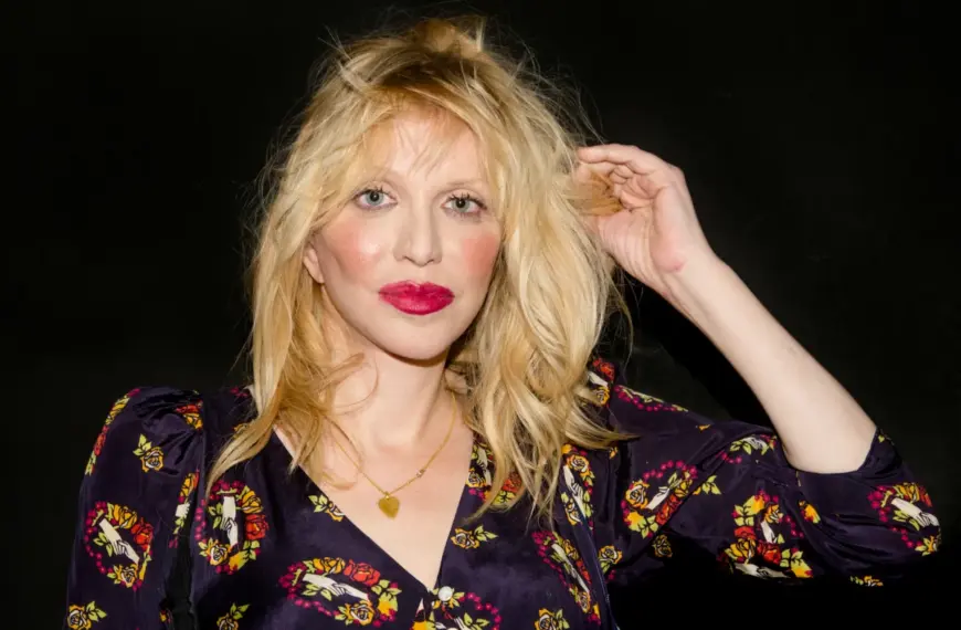 Courtney Love: Η επιστροφή μιας αντιηρωίδας στη μουσική σκηνή