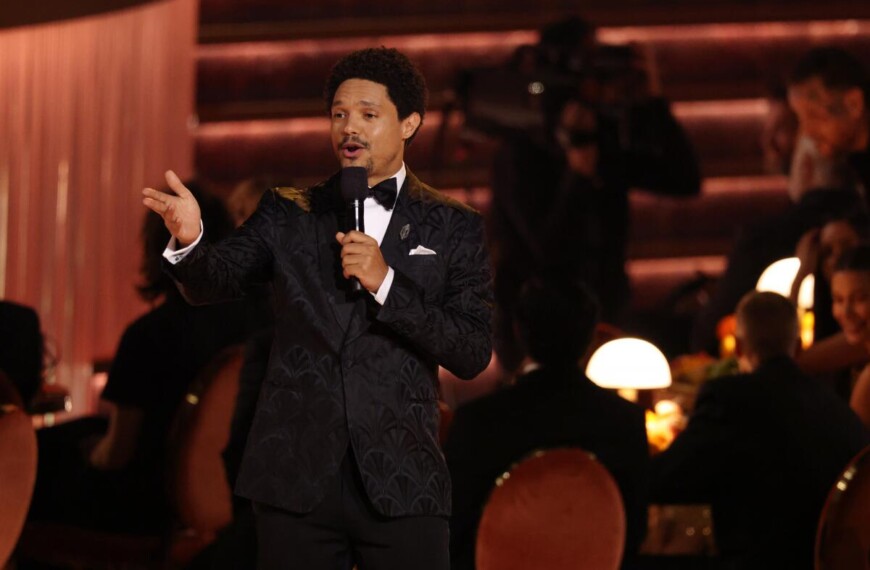 Νικητές Grammy καταγγέλλουν τις πολιτικές μετανάστευσης Τραμπ