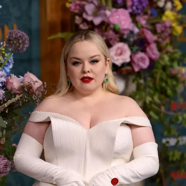 Η Nicola Coughlan αρνείται να γίνει σύμβολο του body positive