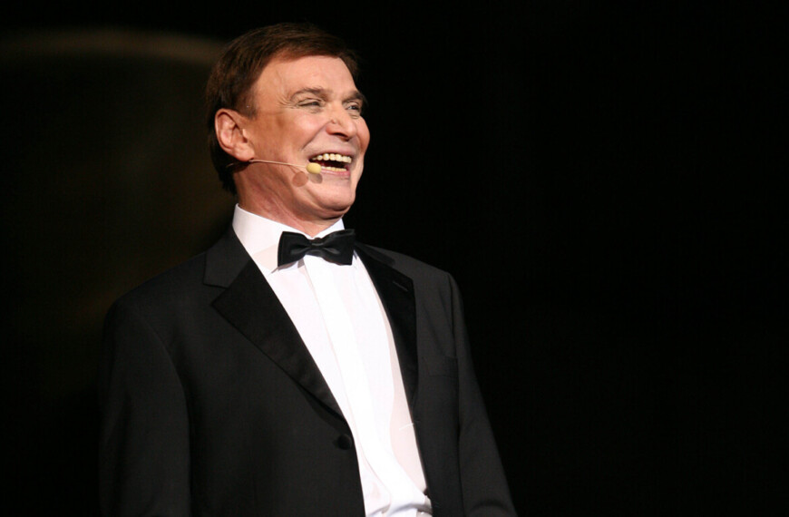 Γιώργος Μαρίνος: Εκεί όπου οι στίχοι δεν ξεχνιούνται