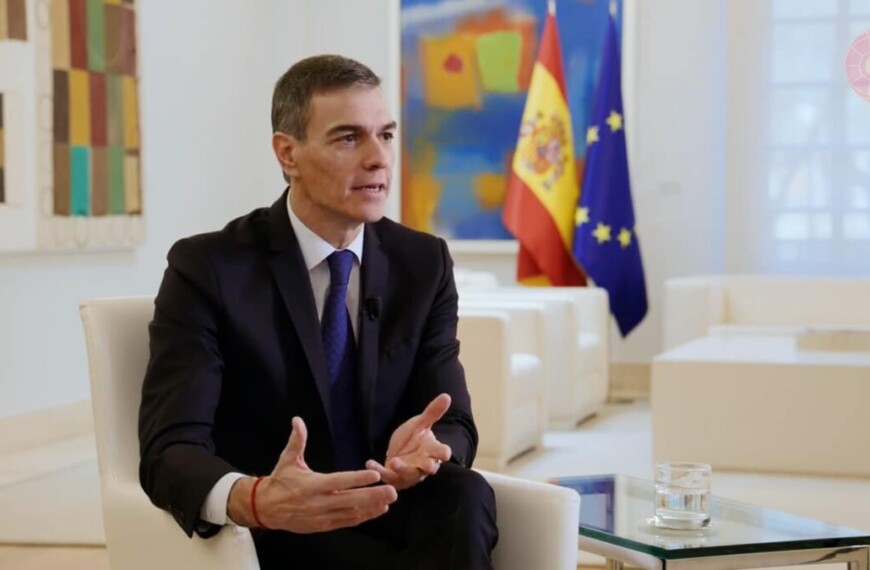 Μήνυμα αποκλιμάκωσης από τον Πέδρο Σάντσεθ – «Όχι στον πόλεμο» προς Τραμπ και Νετανιάχου